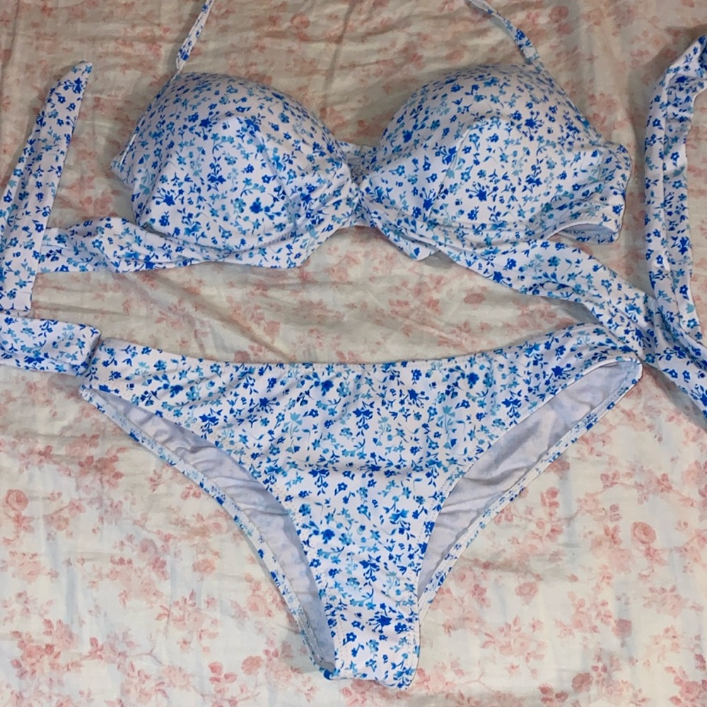 Women’s Wrap around tie bikini